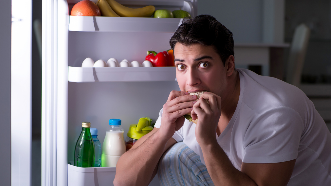 Sürekli Atıştırma Isteği Nereden Geliyor Uzmanı Iki Noktaya Dikkat Çekti