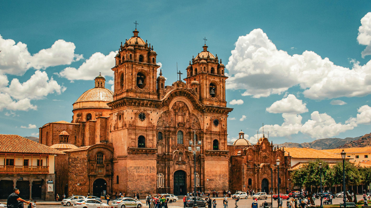 Vizesiz Gezebileceğiniz 10 Ülke (8)