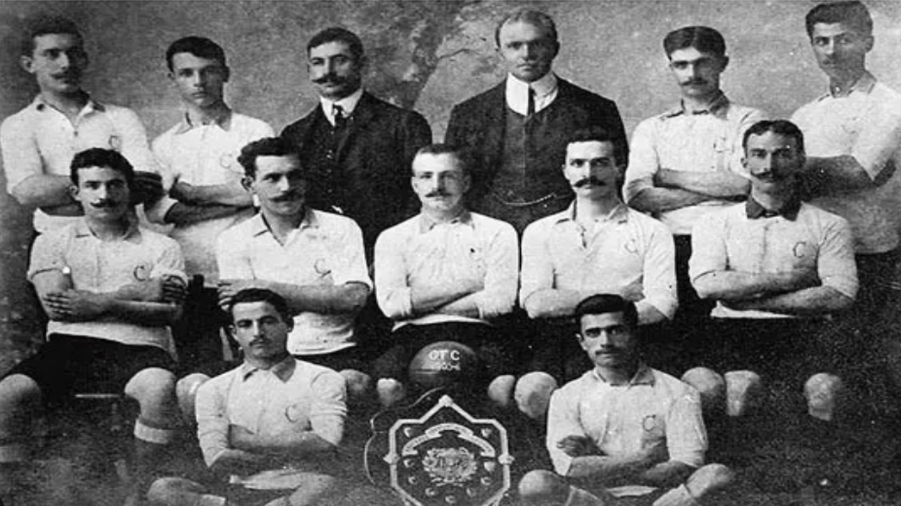 Siyah Çoraplılar 2