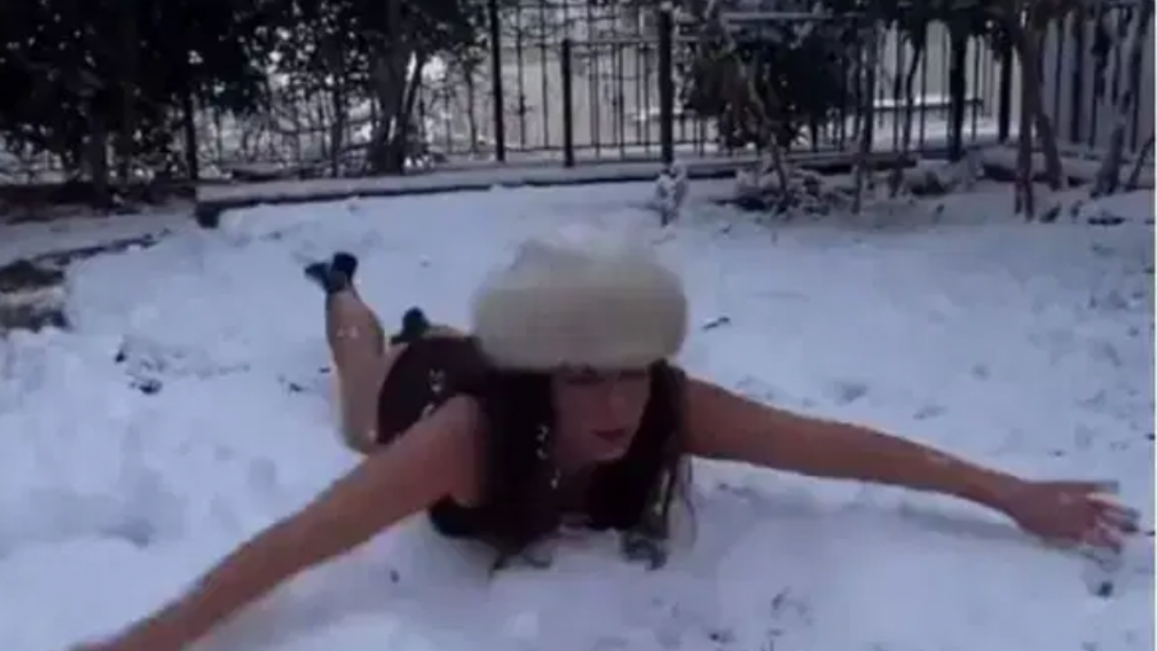 Zeynep Özyağcılar-1